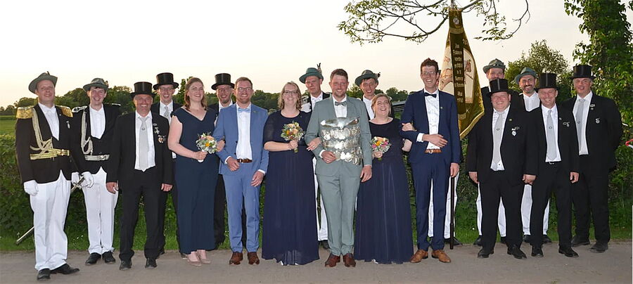 König Tobias Belting und Königin Jenny Schmitz